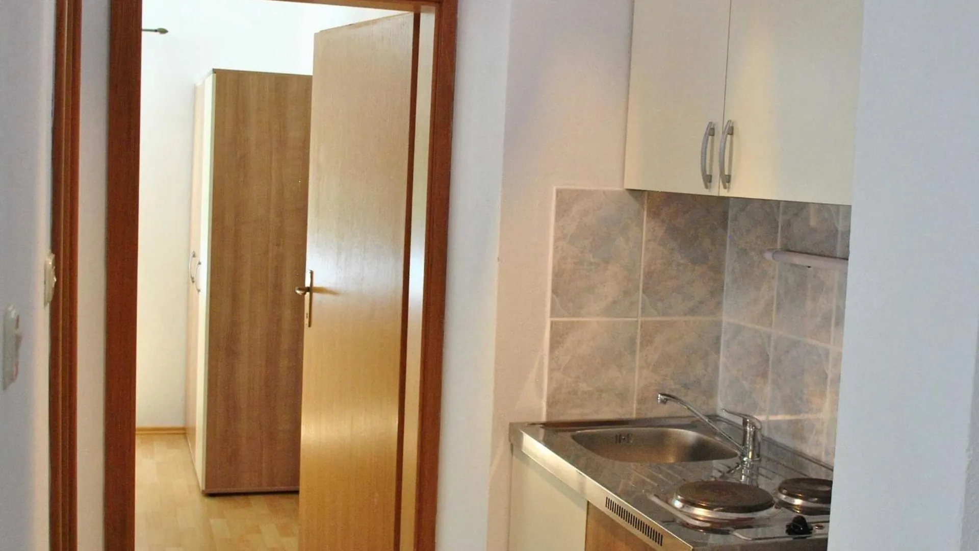 Apartments Smokvica - One Bedroom Apt Balcony Starigrad Paklenica