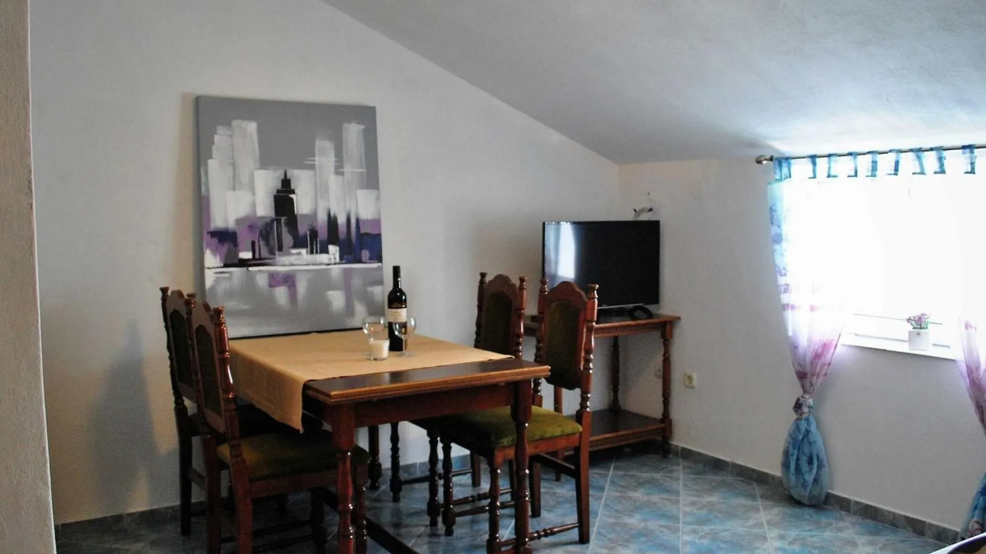 Apartments Smokvica - One Bedroom Apt Balcony Starigrad Paklenica
